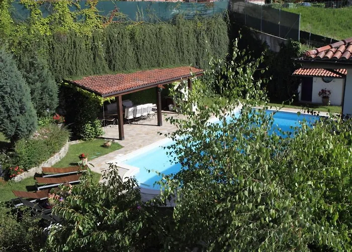 Margherita Le Fiabe Oda ve Kahvaltı 4*